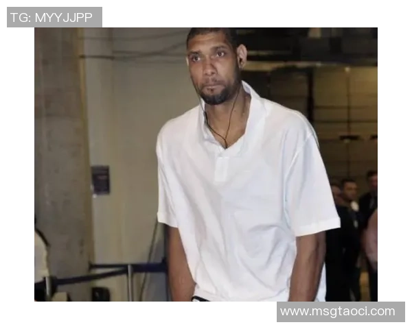 足球明星时尚穿搭解析与风格展示引领潮流新风尚